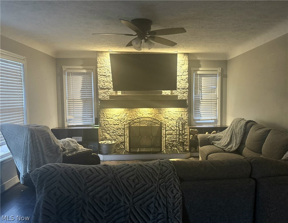 Holmes - Residential