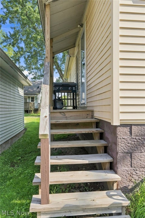 Tiny photo for 376 E 1/2 Ohio Avenue, Sebring, OH 44672 (MLS # 5240673)