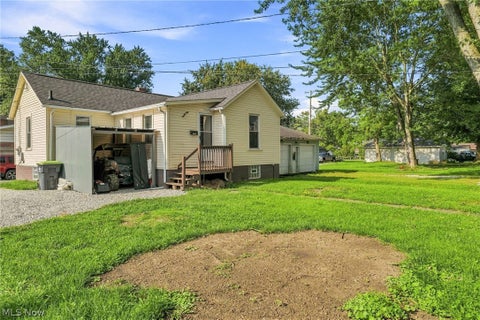 Tiny photo for 376 E 1/2 Ohio Avenue, Sebring, OH 44672 (MLS # 5240673)