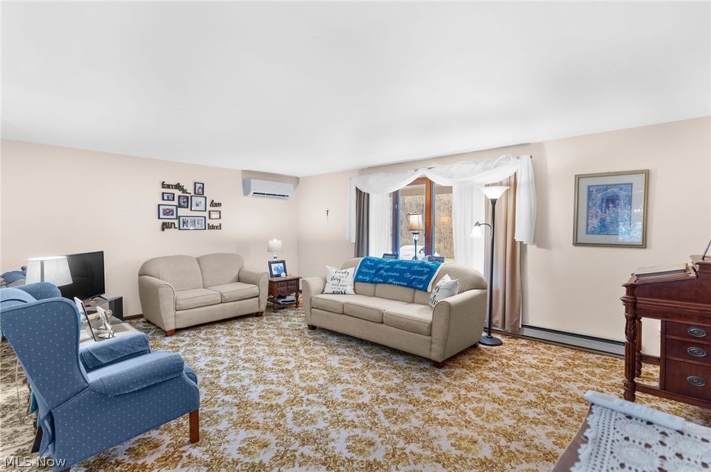 Photo of 1000 Southeast Boulevard, Salem, OH 44460 (MLS # 5194203)