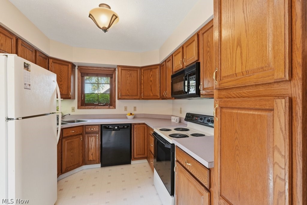 Gateway Ctr Condos - Residential