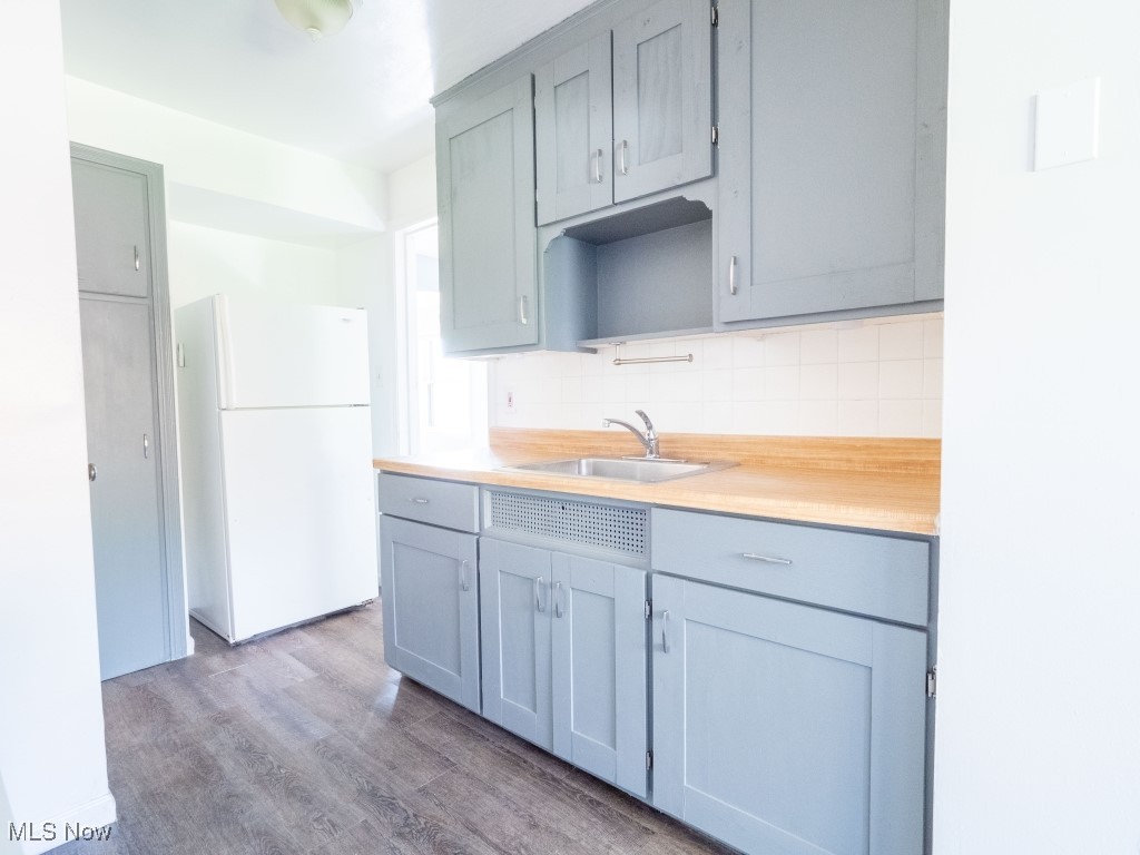 Cedar Center - Residential Income