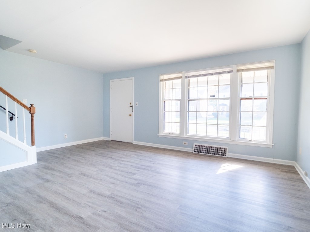 Cedar Center - Residential Income