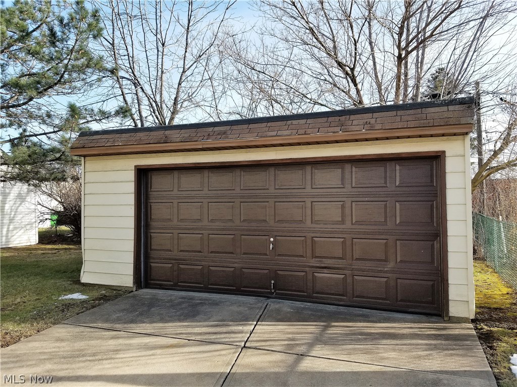 Mix King & Gibbs - Residential Income