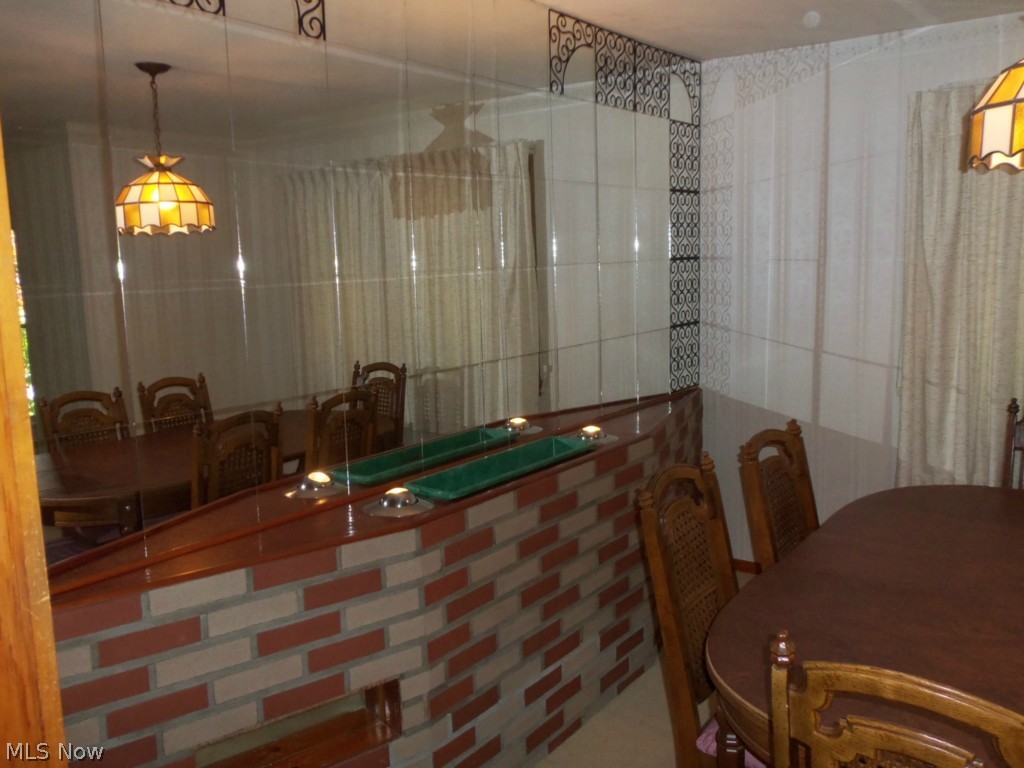 R A Galls Strongsville 02 - Residential