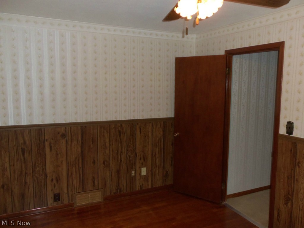 R A Galls Strongsville 02 - Residential