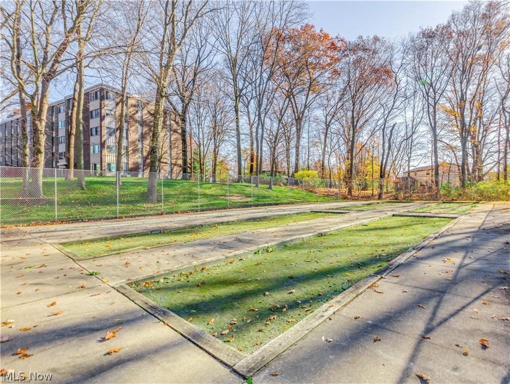 Silver Lake Towers Condo - Residential