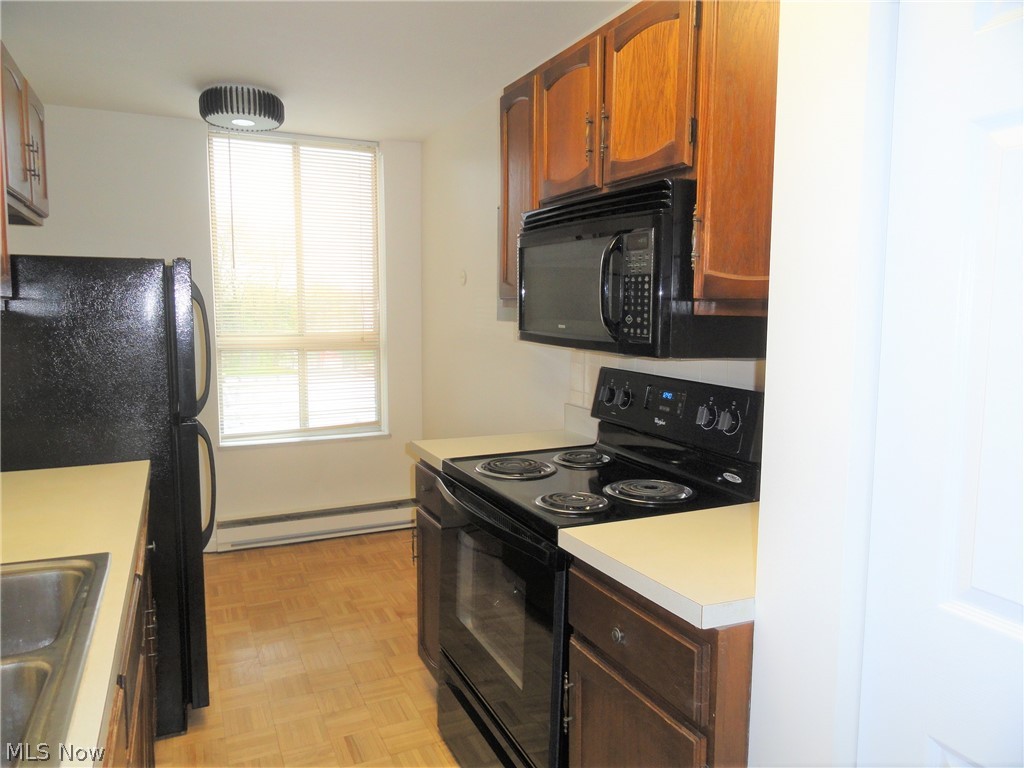 Silver Lake Towers Condo - Residential