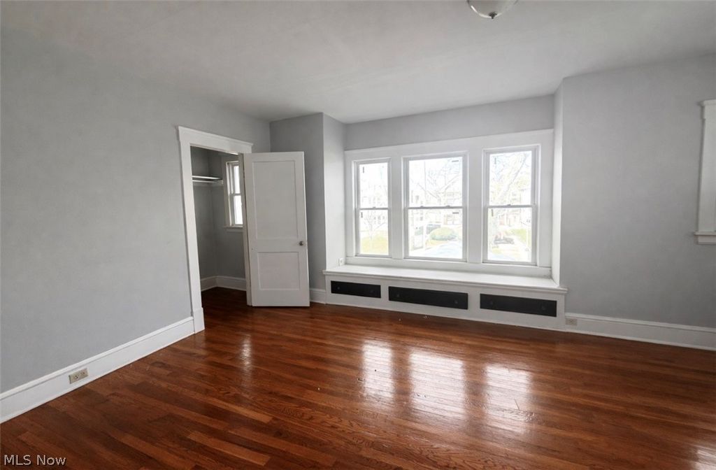 Photo of 11918 Buckingham Avenue, Cleveland, OH 44120 (MLS # 5199888)