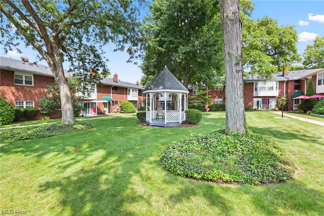 Heritage Hill Condo - Residential