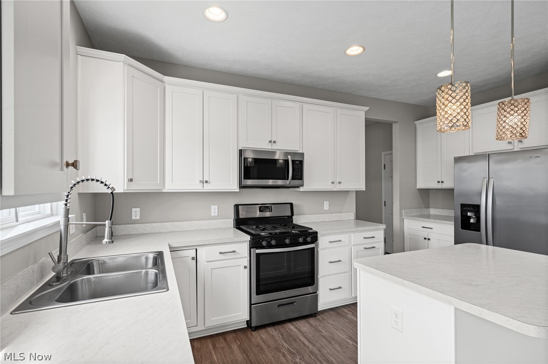 Meadow Lakes Sub #16 - Residential