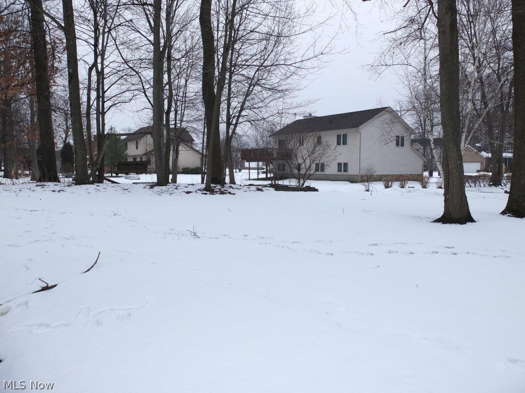 Pleasant Woods Condo - Residential