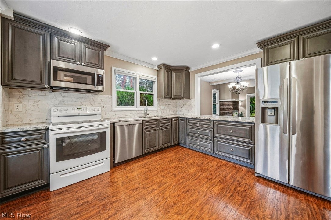 775 Hampton Circle 2
