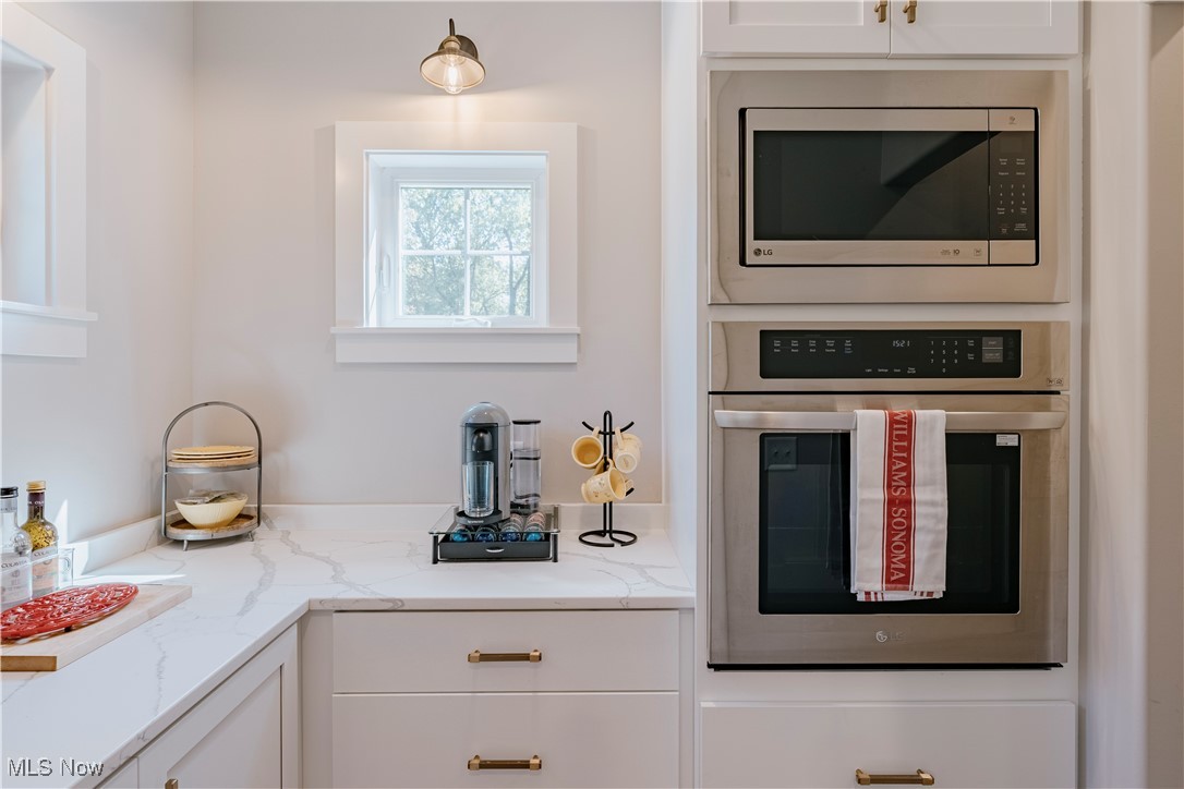 Russell 02 - Residential