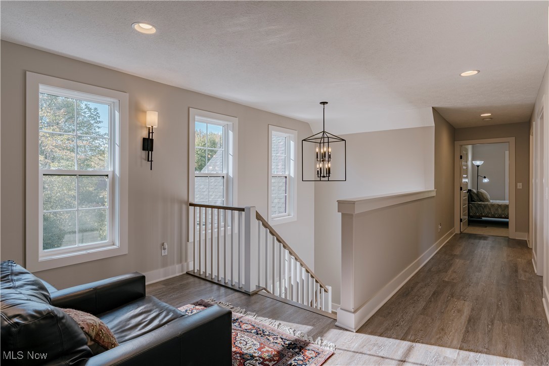 Russell 02 - Residential