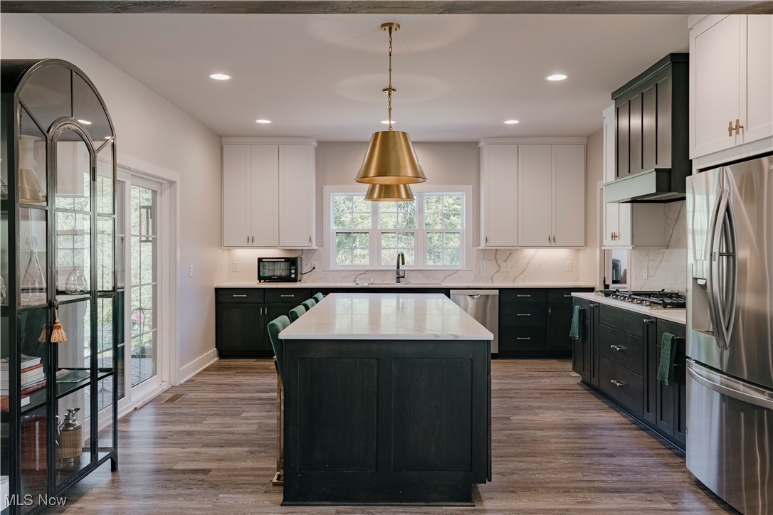 Russell 02 - Residential