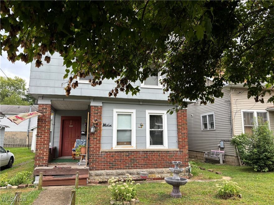 Welcome to 2408 Lynn Street – a well-maintained duplex offering two distinct units in a prime Parkersburg location. The property features a spacious two-bedroom unit and a cozy one-bedroom unit, making it an excellent investment opportunity or ideal for an owner-occupant seeking rental income.
Built with character and charm, each unit offers comfortable living spaces with natural light and functional layouts. Situated in the heart of Parkersburg, this property is conveniently close to shopping, dining, schools, and local parks.
Whether you’re looking to expand your rental portfolio or secure a home with supplemental income potential, this duplex presents a rare opportunity.
Don’t miss your chance – call today for your private showing!