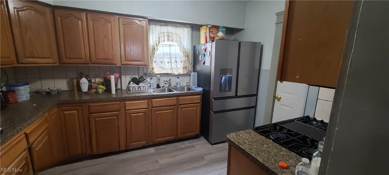 1350 W 73rd Street