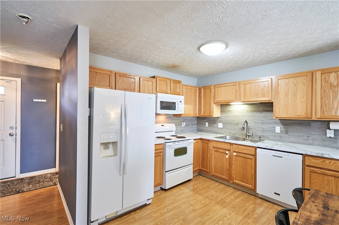 9982 Beverly Lane, Streetsboro, Ohio image 4
