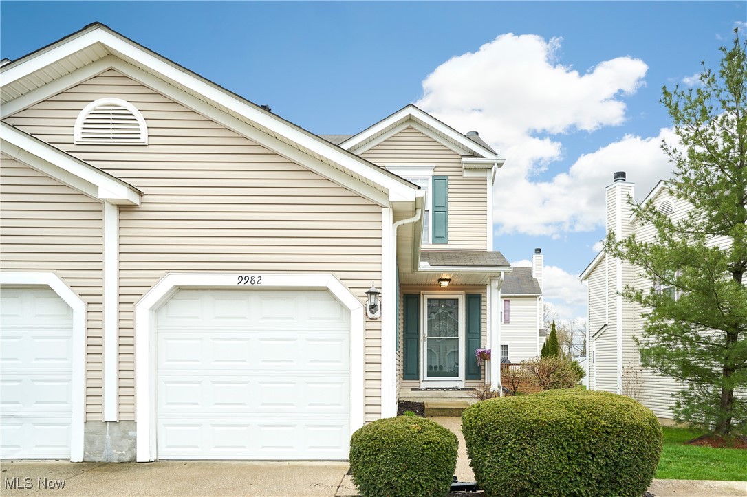 9982 Beverly Lane, Streetsboro, Ohio image 26