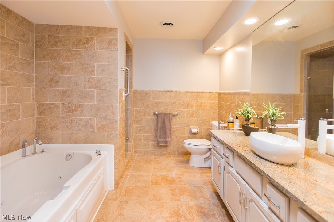 Westhampton Courts-Sec 05 - Residential