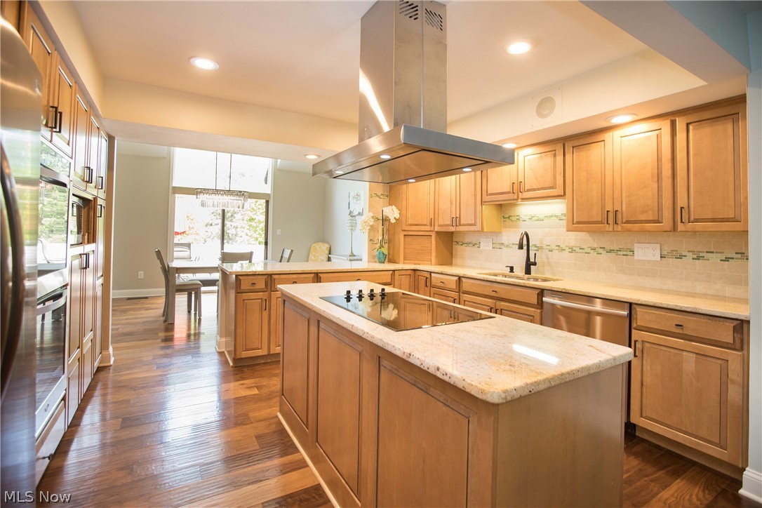 Westhampton Courts-Sec 05 - Residential