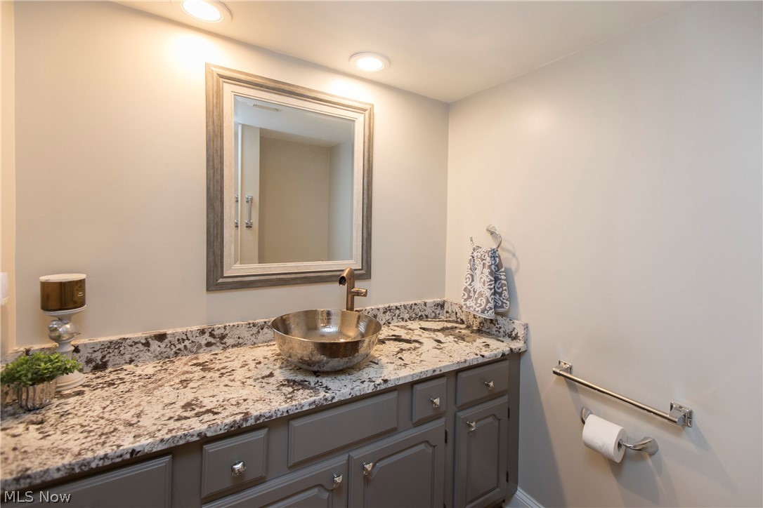 Westhampton Courts-Sec 05 - Residential