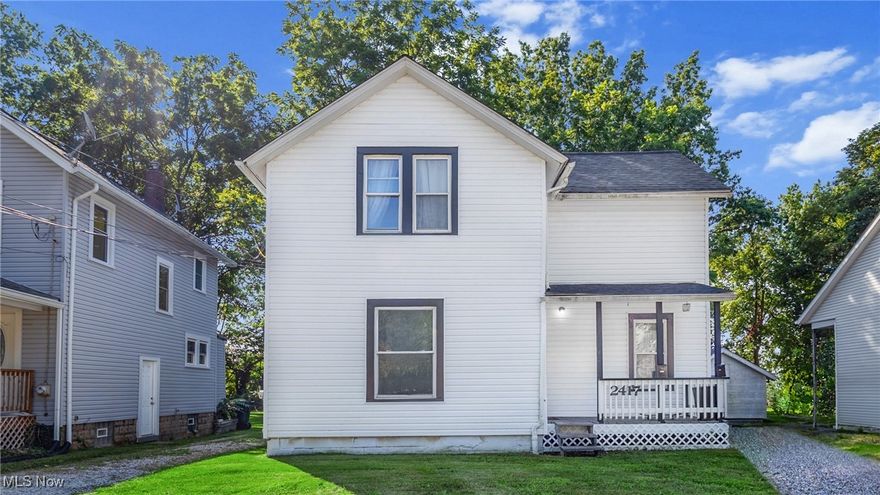 Now available for $1,650/month, this charming 3-bedroom, 1-bathroom home in the heart of Cuyahoga Falls is move-in ready and waiting for its next resident! Featuring updated finishes throughout, including newer flooring, fresh paint, and modern touches, this home offers both comfort and style at an affordable price.
Enjoy the convenience of being just minutes from downtown Cuyahoga Falls, with easy access to major highways, shopping centers, restaurants, and entertainment. The location makes commuting simple while still giving you the perks of a vibrant local community.
With immediate occupancy available and a pet-friendly policy, this home is perfect for anyone looking for space, updates, and convenience. Don’t miss your chance to live in one of Northeast Ohio’s most desirable areas—schedule your showing today!