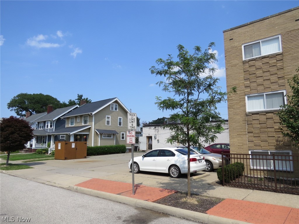 Kurtz Co - Residential Lease