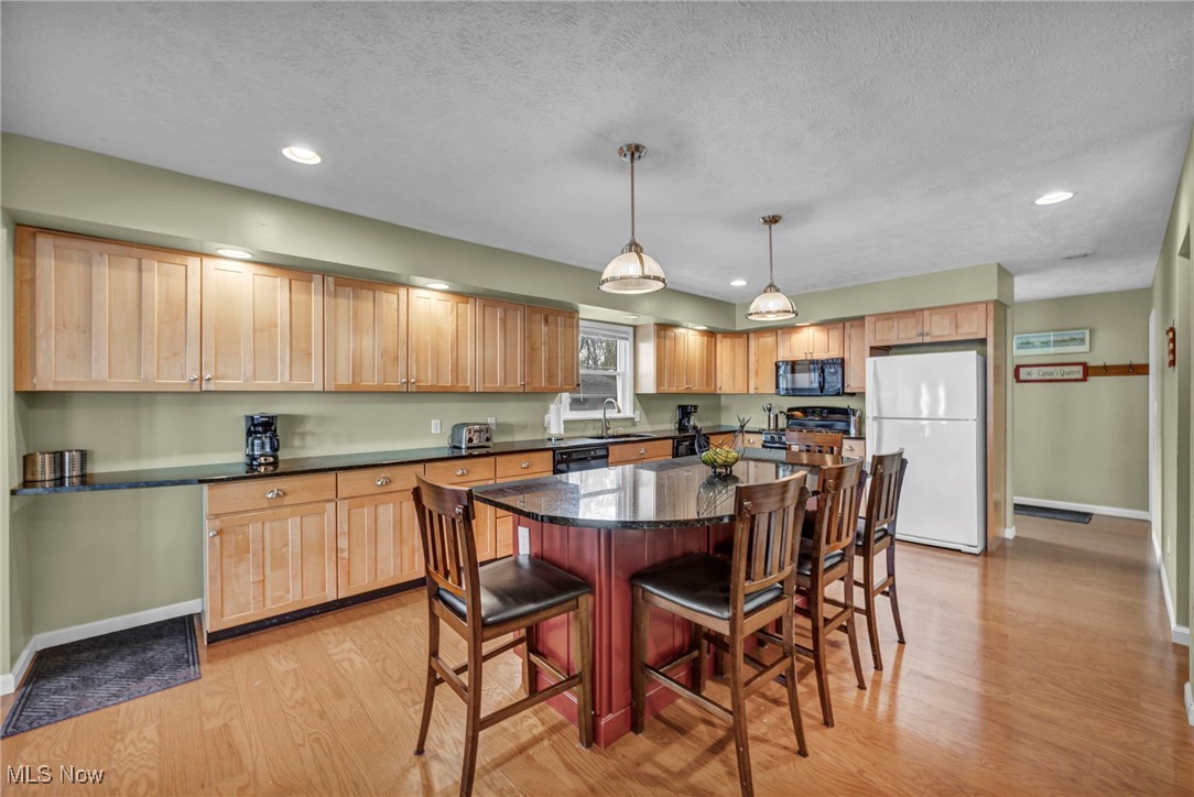 5855 Shore Drive, Madison, Ohio image 16