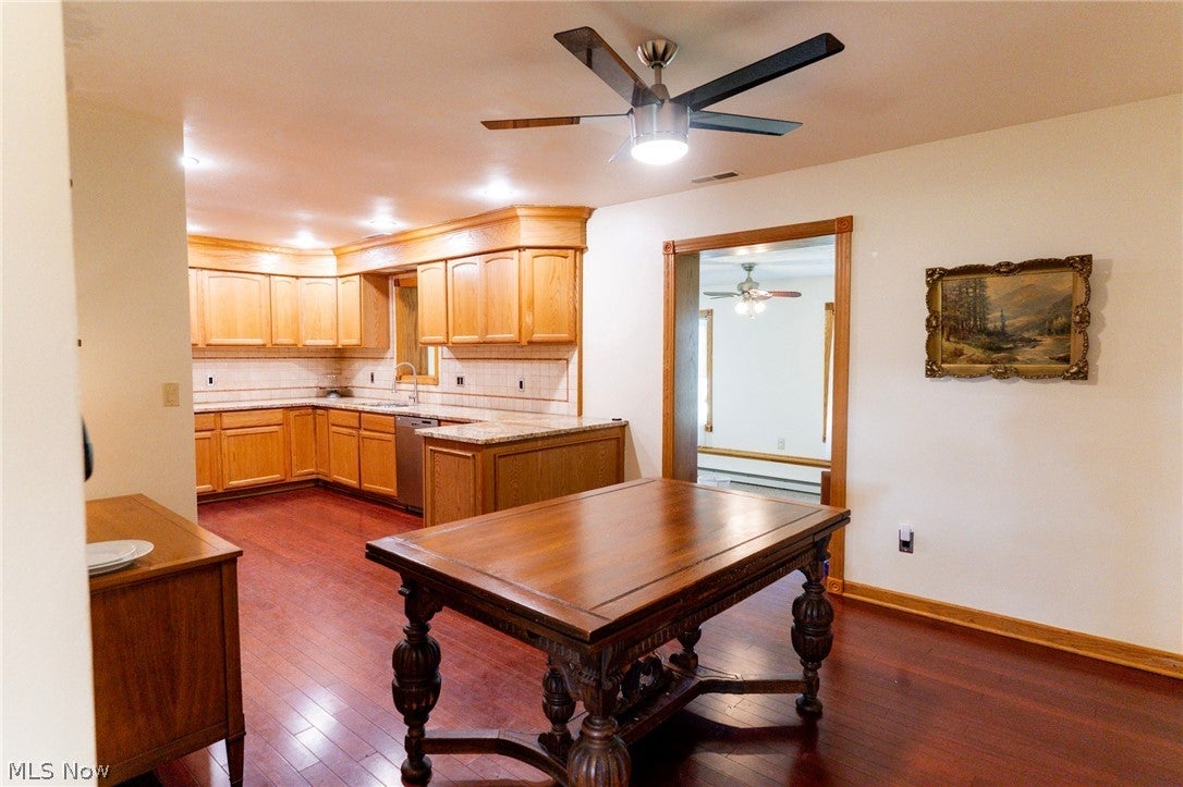 6348 Highland Road