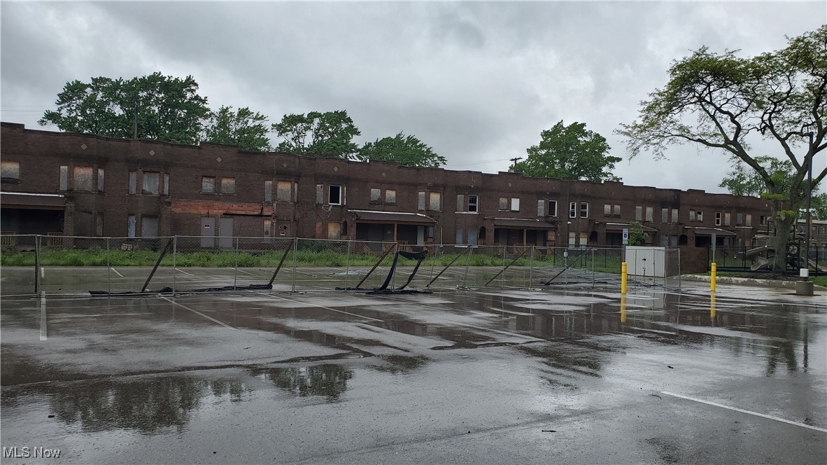 8707 Detroit Avenue