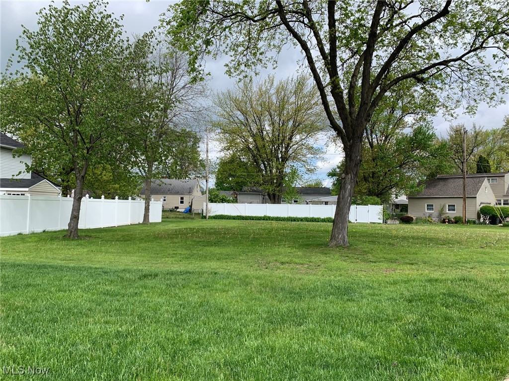 950 W River Road, Elyria, Ohio image 2