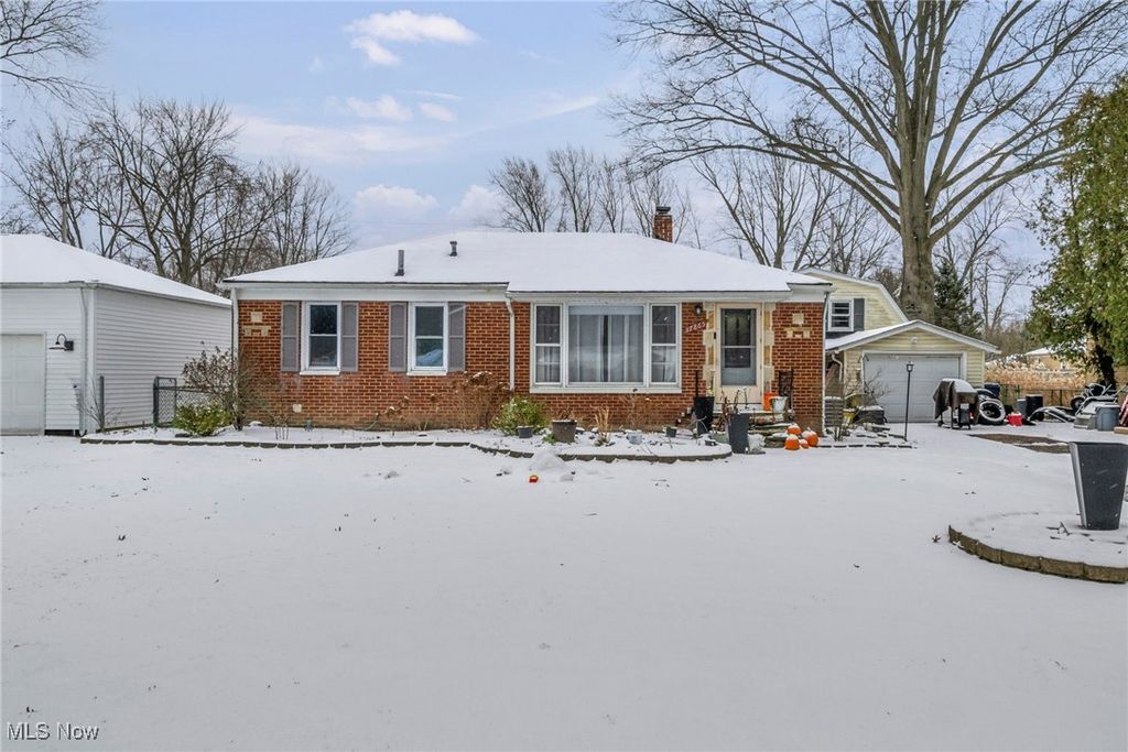 Photo of 37865 Lorie Boulevard, Avon, OH 44011 (MLS # 5177133)