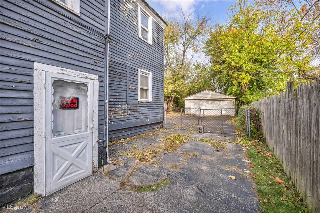 Southern Hower & Burgerts - Residential Income