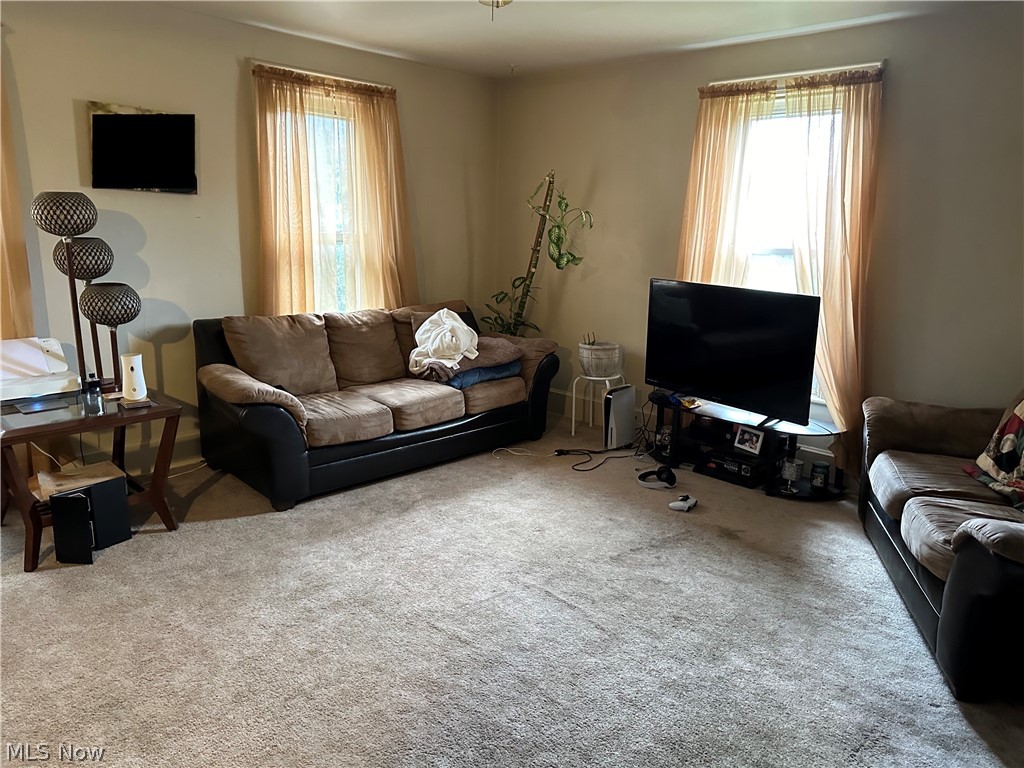 Suburban Heights 03 - Residential Income