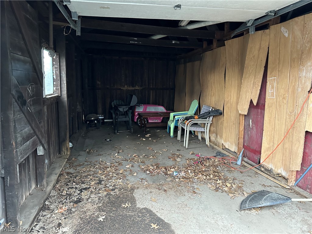 Suburban Heights 03 - Residential Income