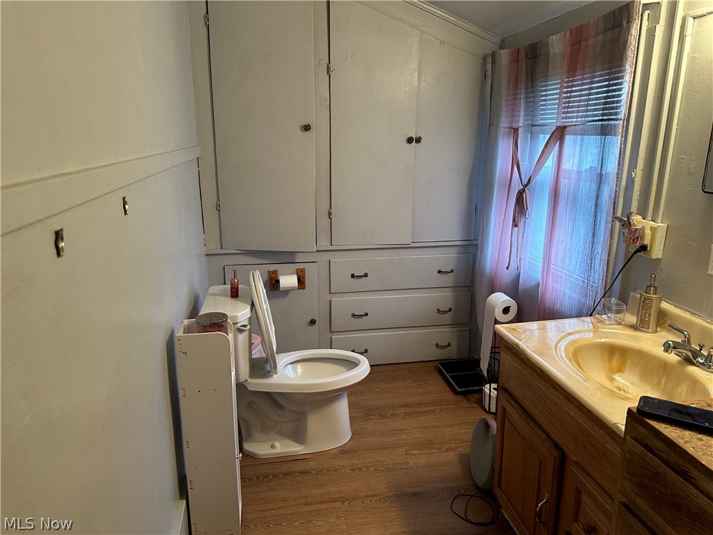 Suburban Heights 03 - Residential Income