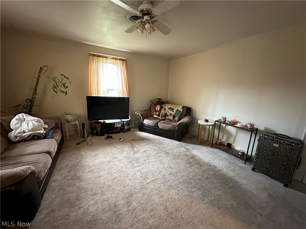 Suburban Heights 03 - Residential Income