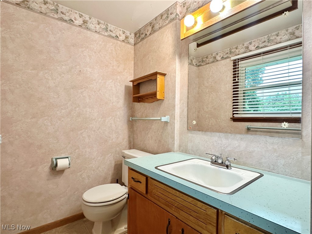 650 Rawlins Avenue, New Franklin, Ohio image 10
