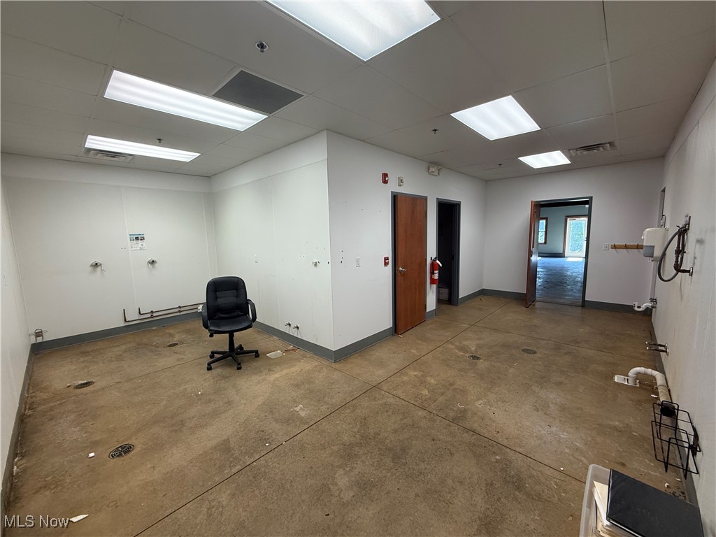 Connecticut Western Reserve - Commercial Sale