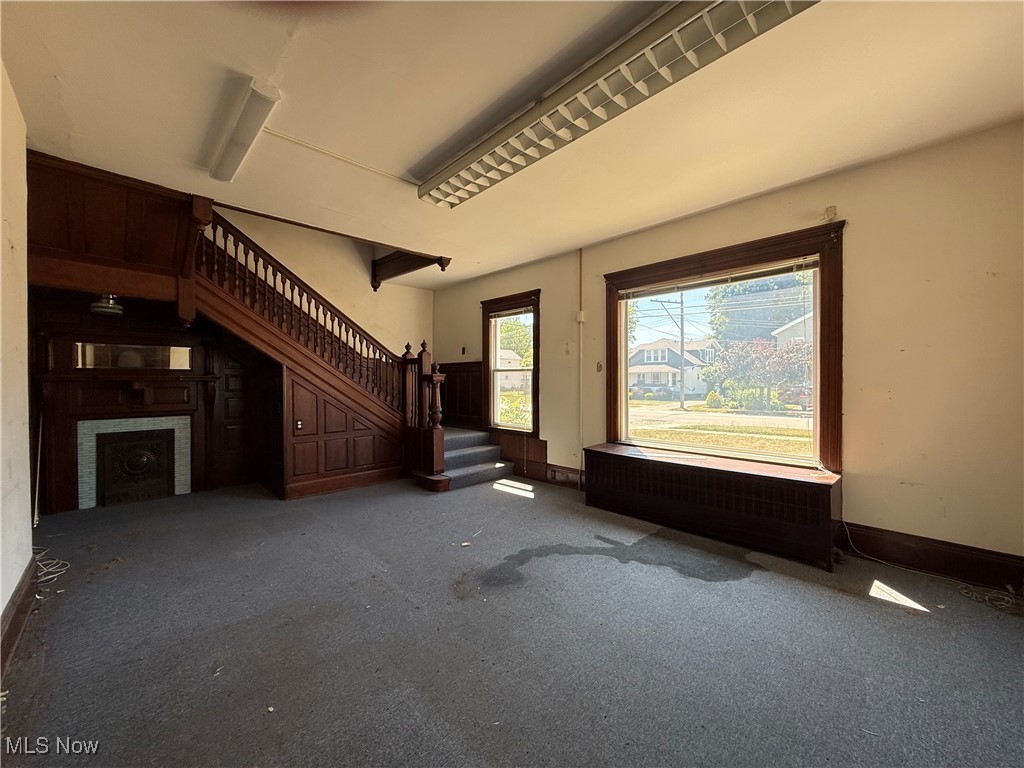 Connecticut Western Reserve - Commercial Sale