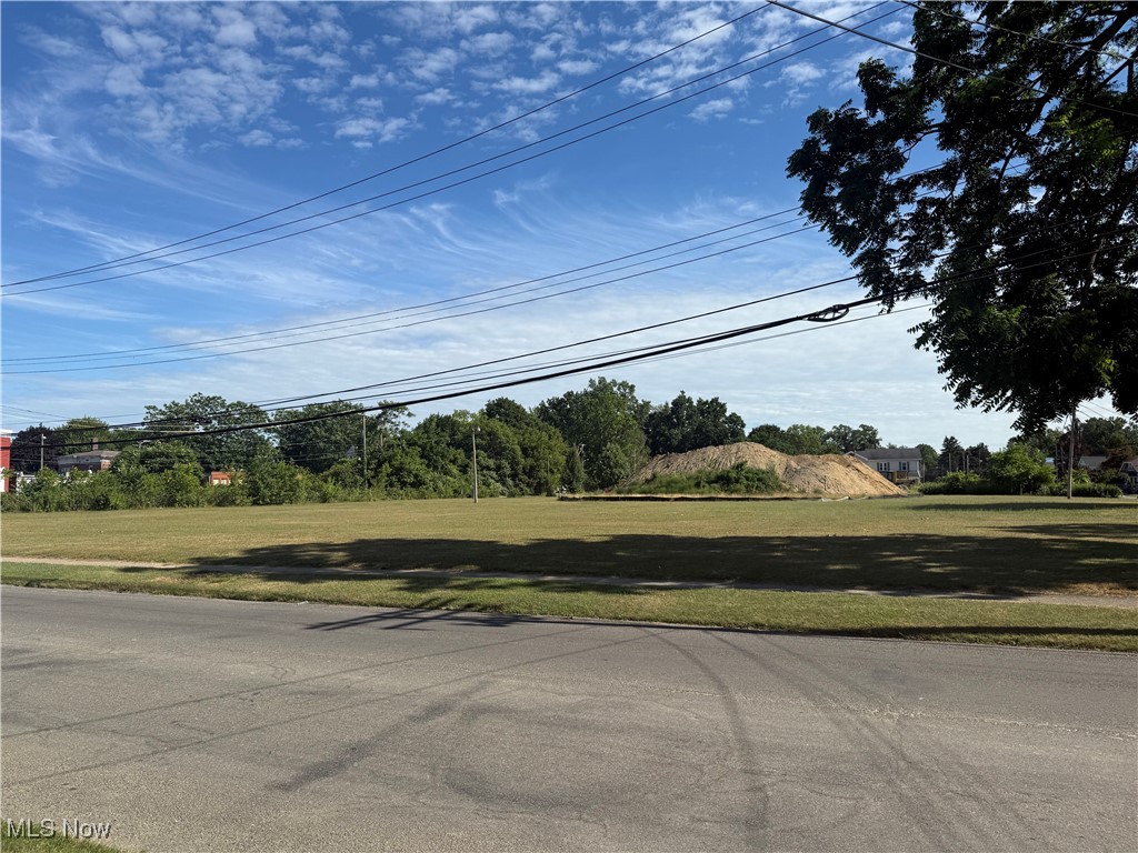 Connecticut Western Reserve - Commercial Sale