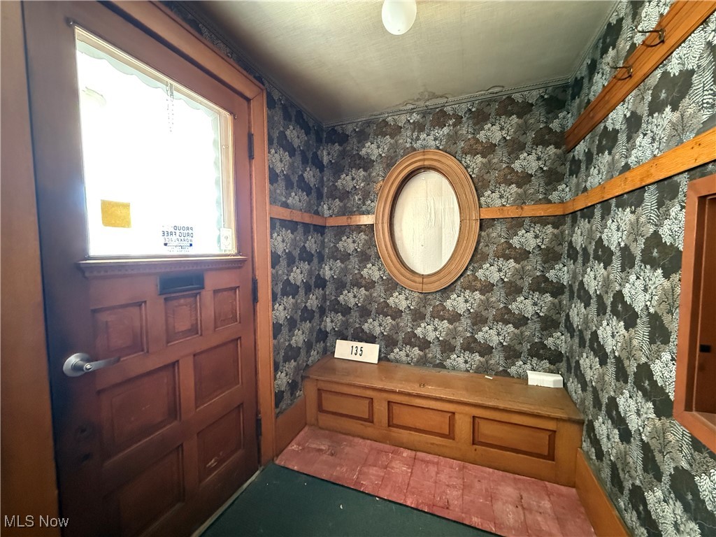 Connecticut Western Reserve - Commercial Sale