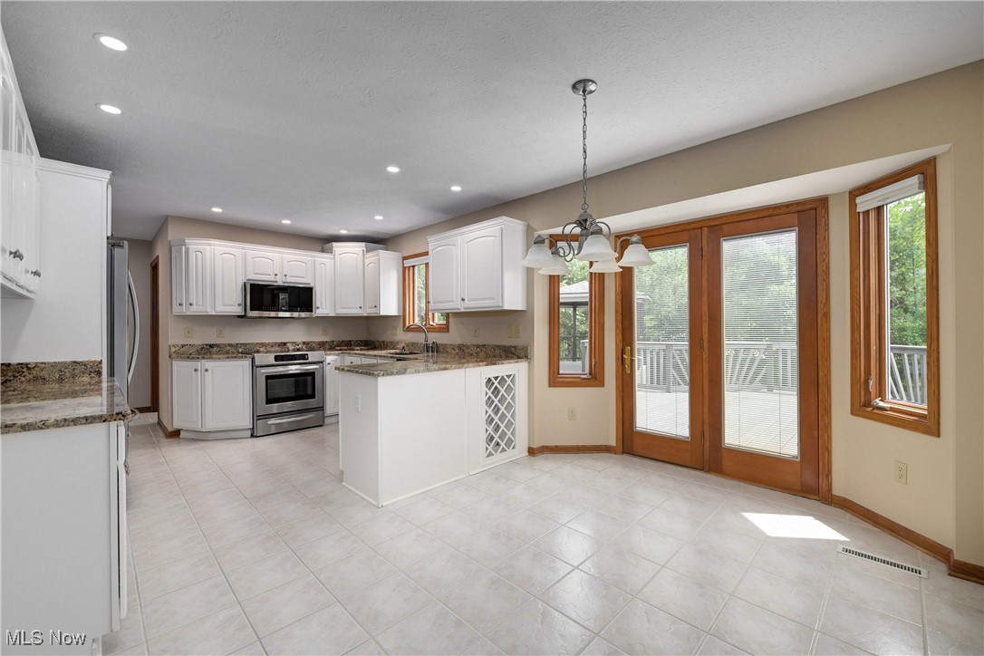 Jamestown Estates 04 - Residential