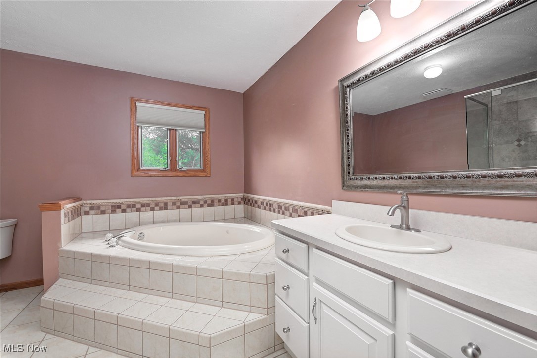 Jamestown Estates 04 - Residential