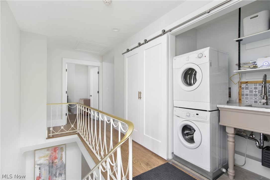 Huntington Vly Farms Sub - Residential