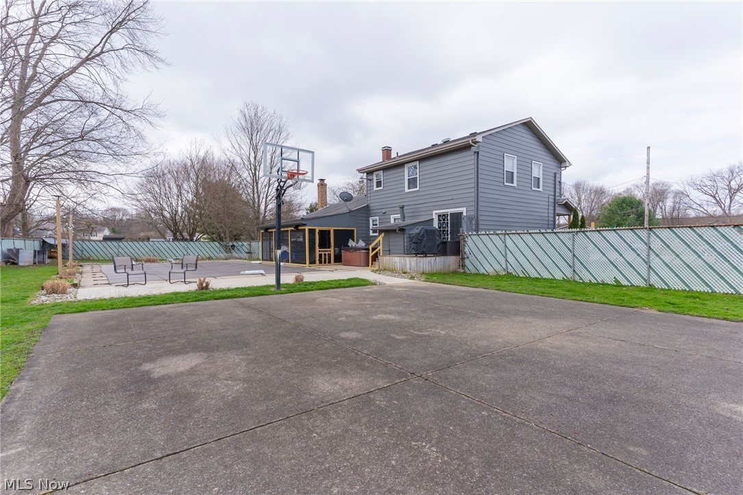 Meadowlands #3 - Residential