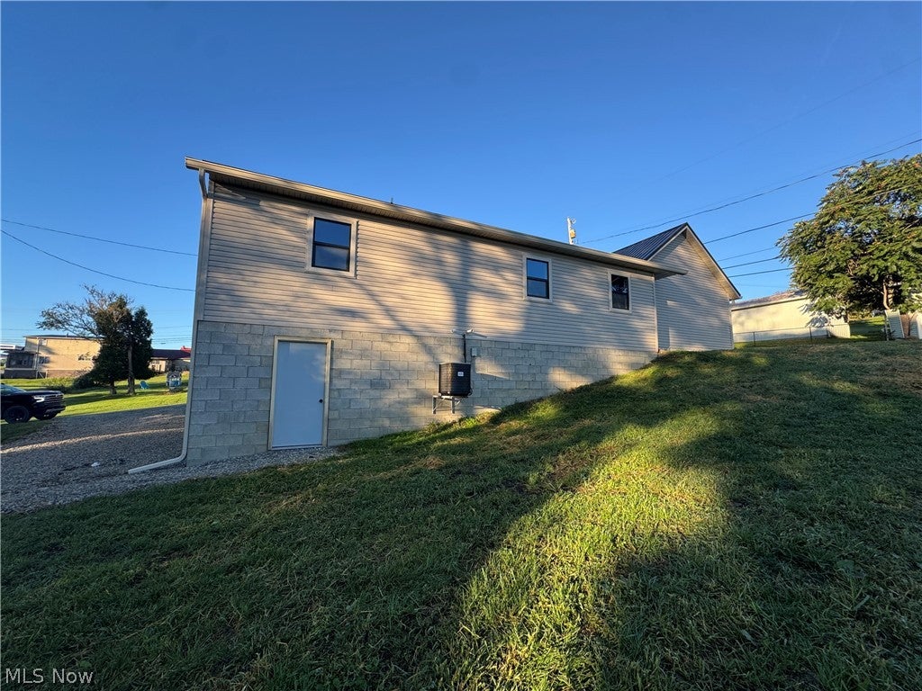 155 E Spring Street