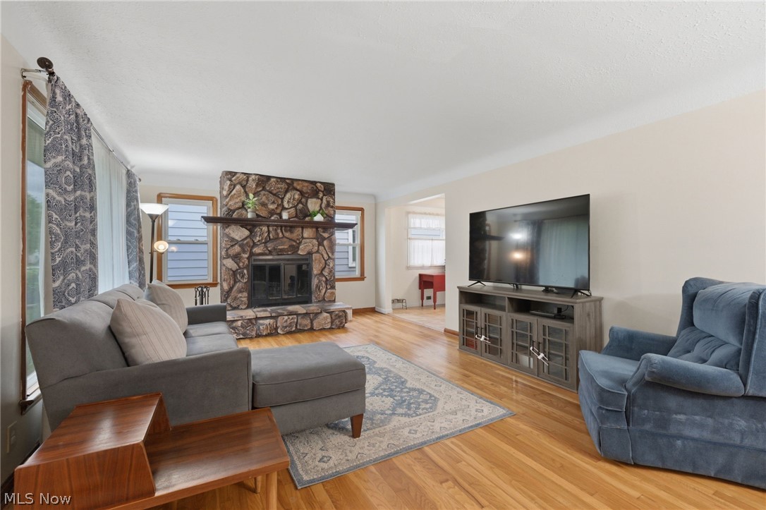 S H Kleinman Realty Cos Briar - Residential